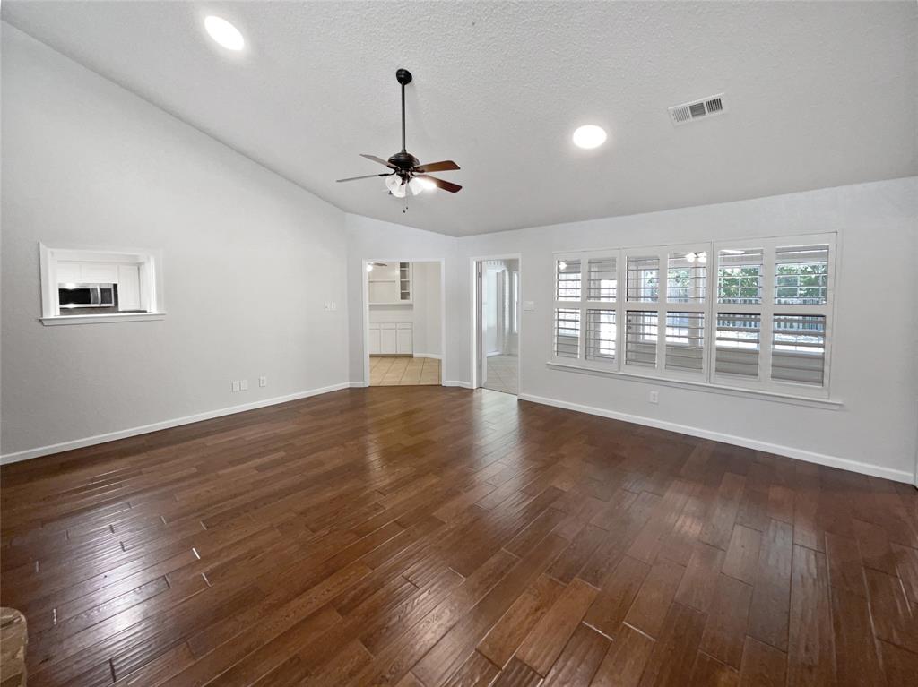 2205 Racquet Club Court Property Photo 3
