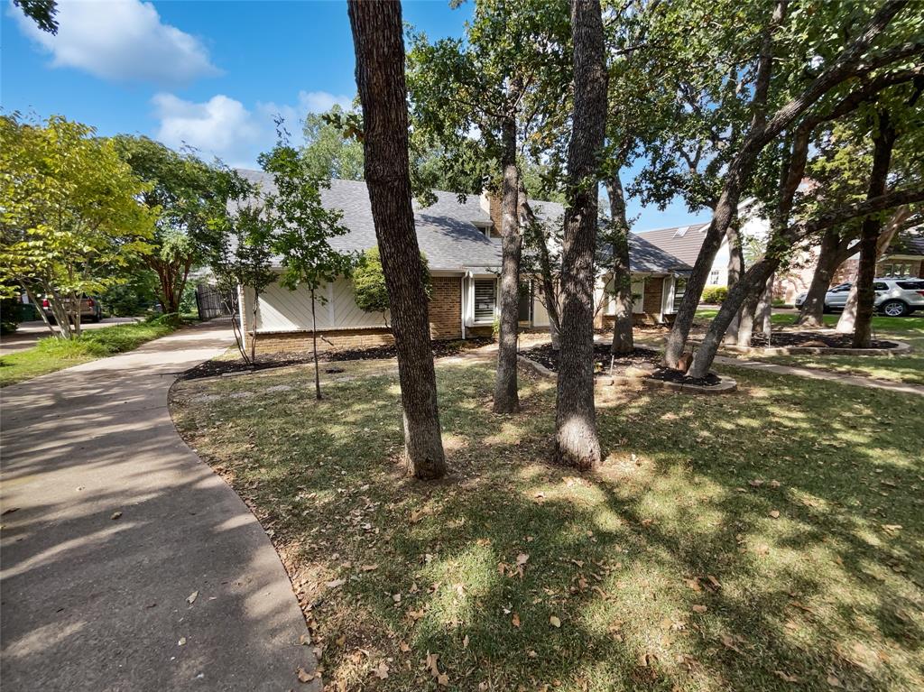 2205 Racquet Club Court Property Photo 12