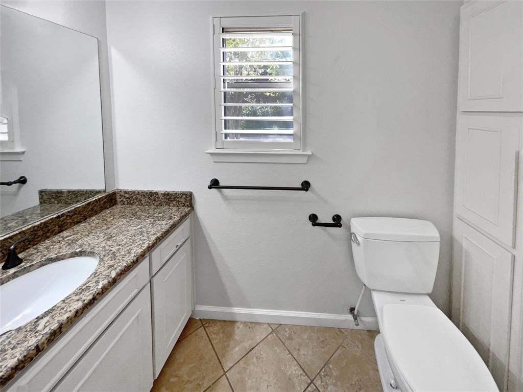 2205 Racquet Club Court Property Photo 19