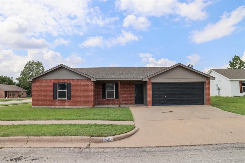 300 Sheila Drive Property Photo 1