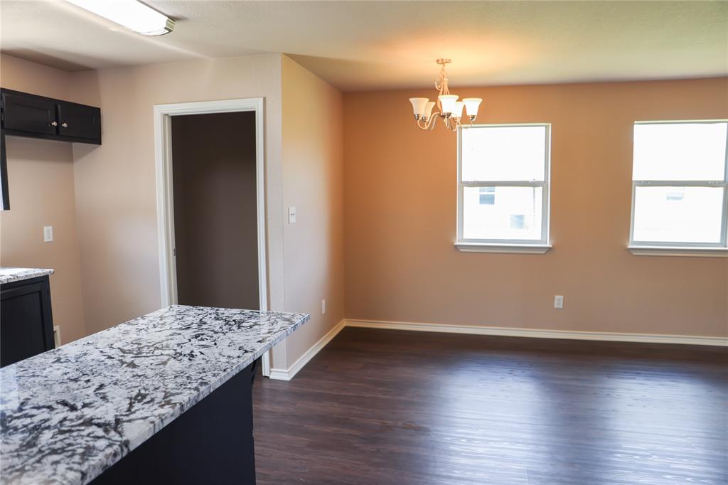 300 Sheila Drive Property Photo 13