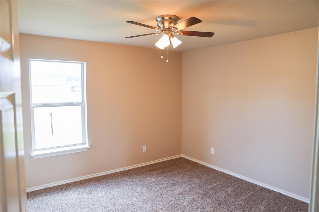 300 Sheila Drive Property Photo 20