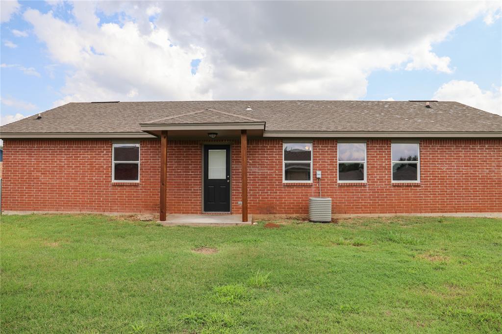 300 Sheila Drive Property Photo 26