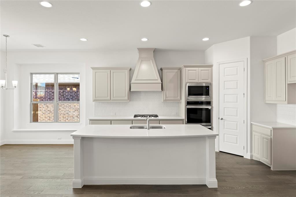 1309 Nathan Lane Property Photo 14