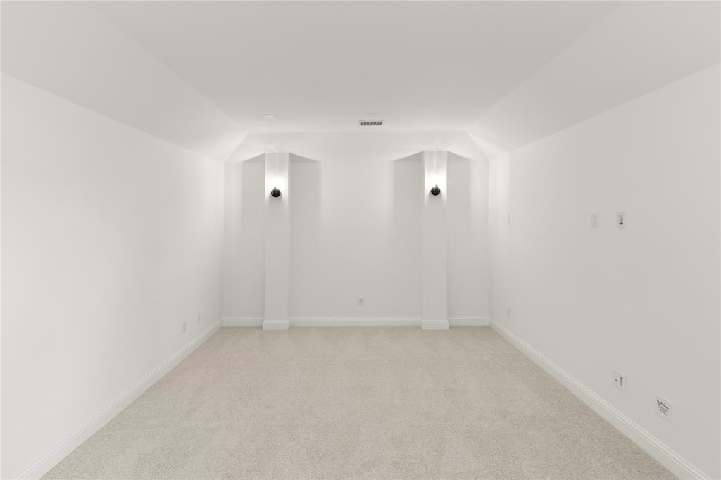 1309 Nathan Lane Property Photo 27