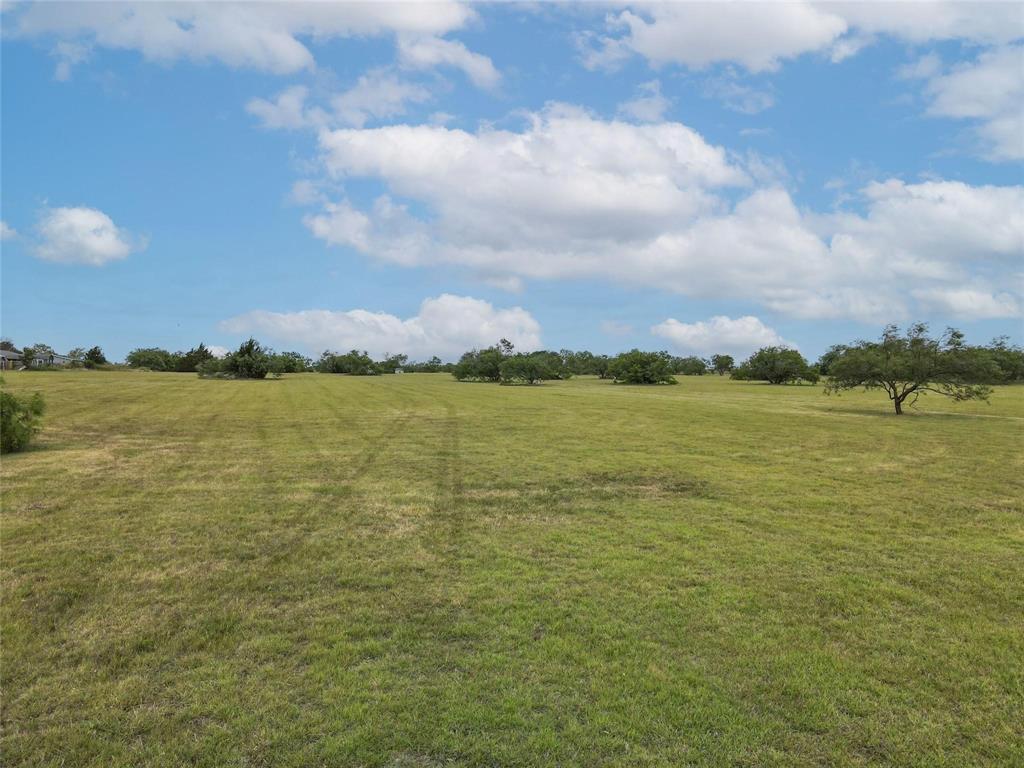 2209 N Nolan River Road Property Photo 14