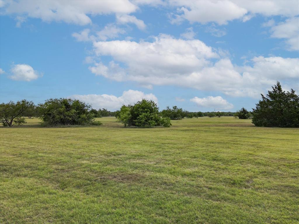 2209 N Nolan River Road Property Photo 15