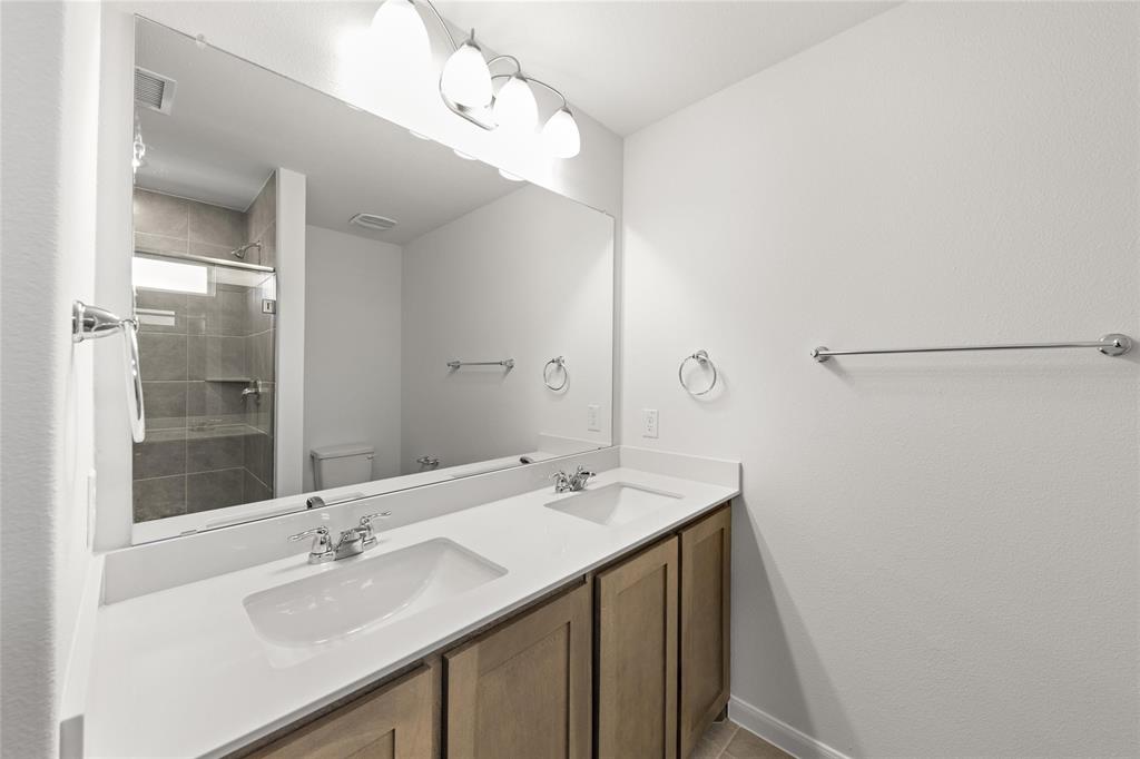 3136 Patrick Street Property Photo 14