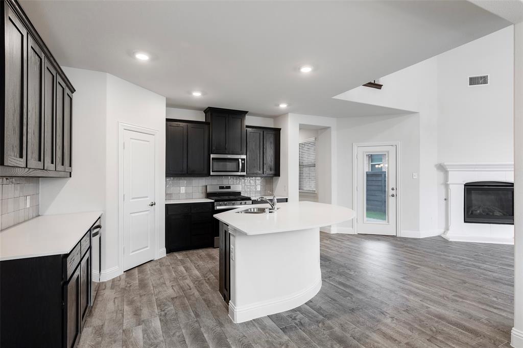 6020 Paddock Lane Property Photo 11