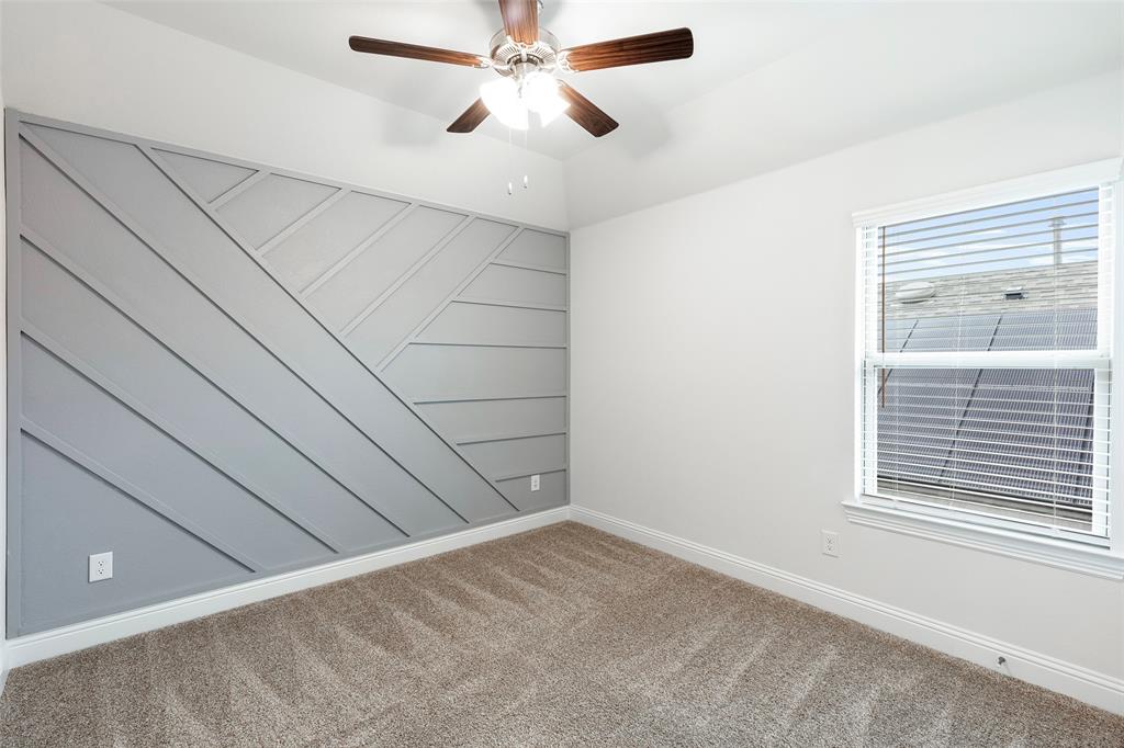 6020 Paddock Lane Property Photo 24