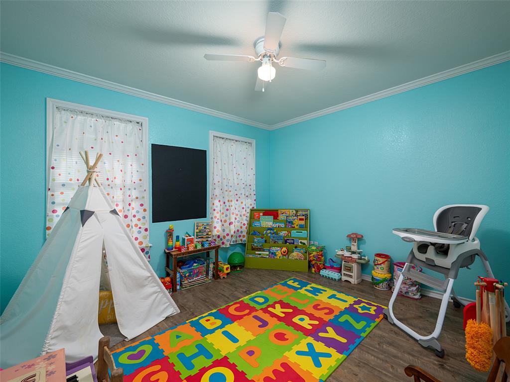 432 Acr 322 Property Photo 23