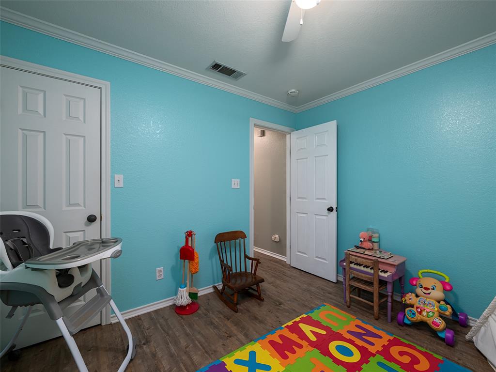 432 Acr 322 Property Photo 24