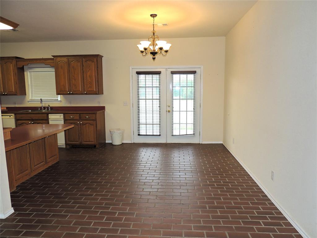 1705 S Access Road Property Photo 9