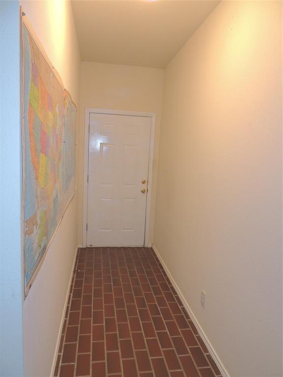 1705 S Access Road Property Photo 24