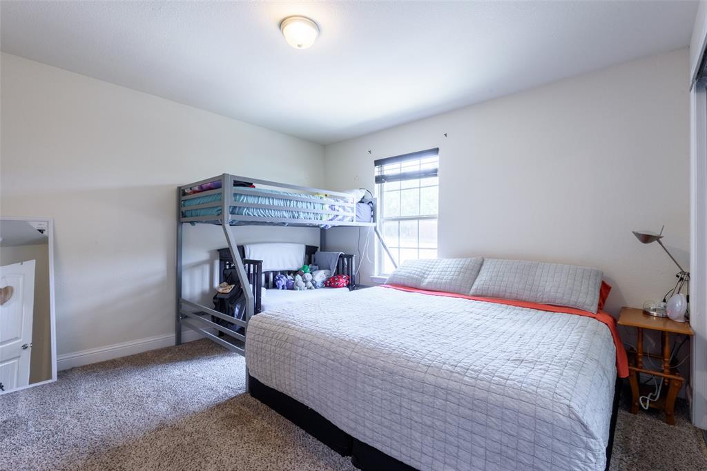 310 S Justin Avenue Property Photo 15