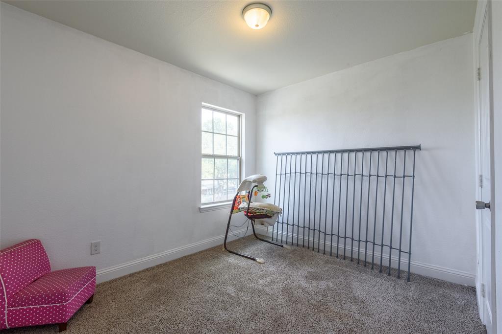 310 S Justin Avenue Property Photo 19