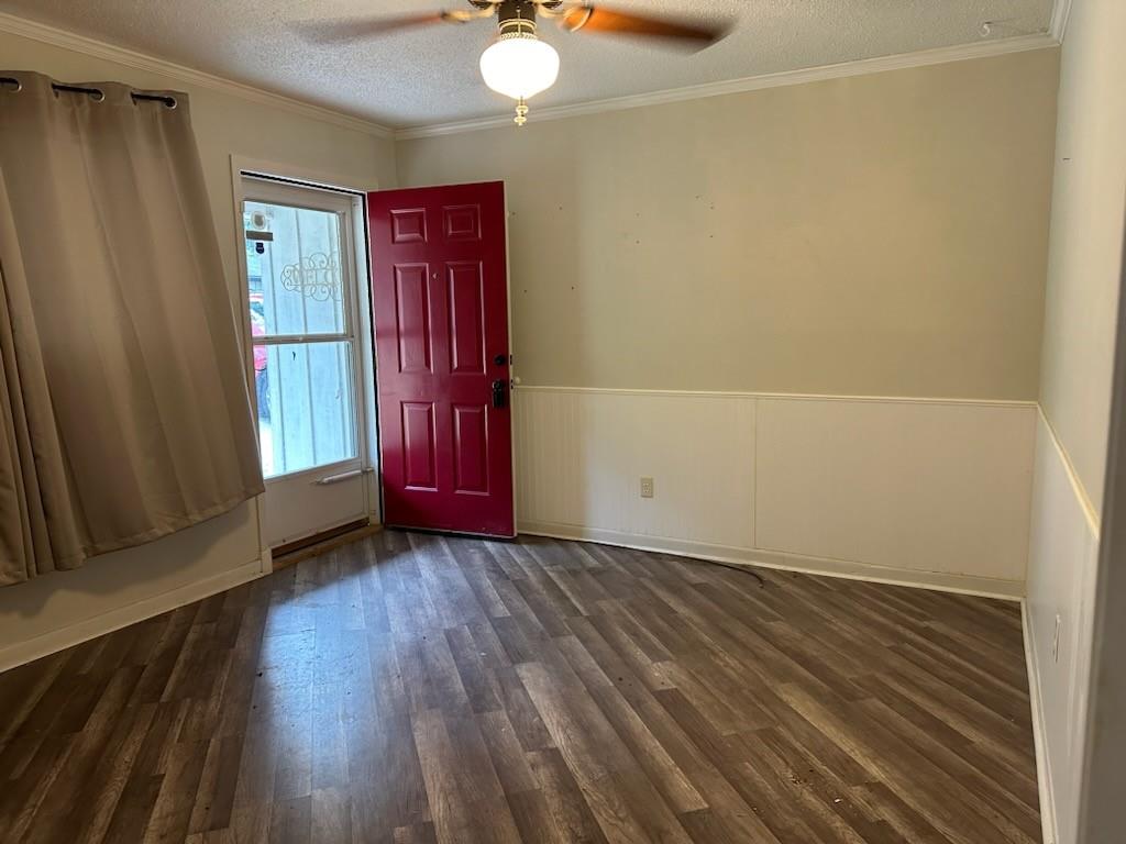 520 Ravenwood Drive Property Photo 2