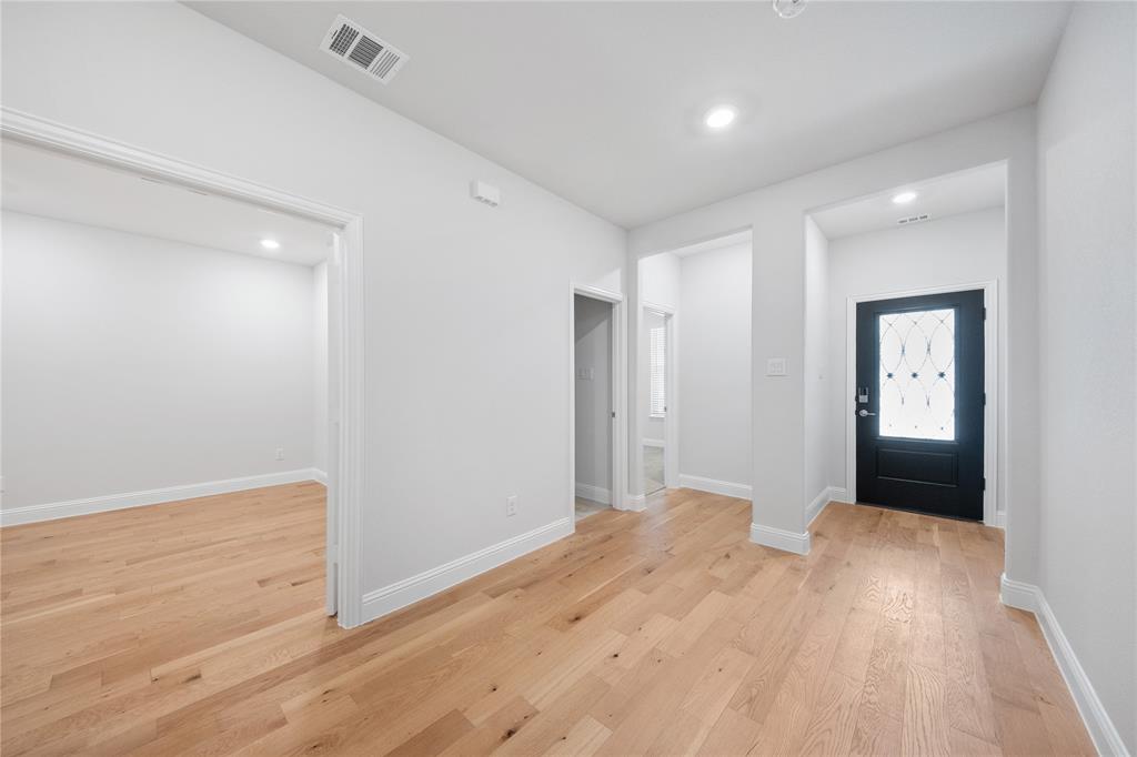 7854 Bayside Drive Property Photo 2