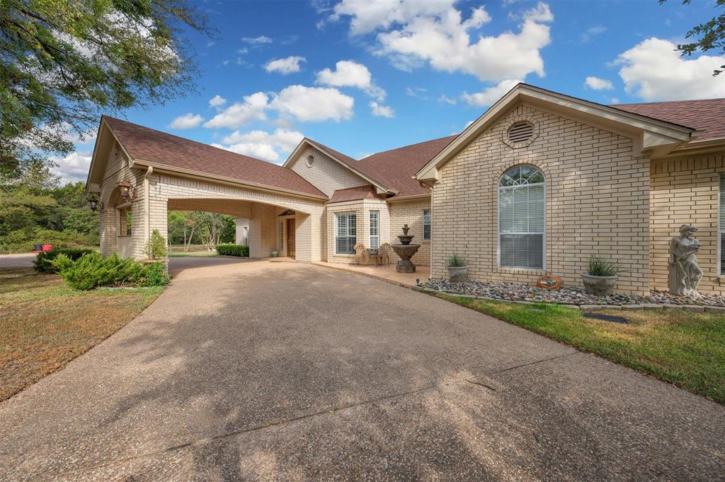 396 Cresthill Drive Property Photo