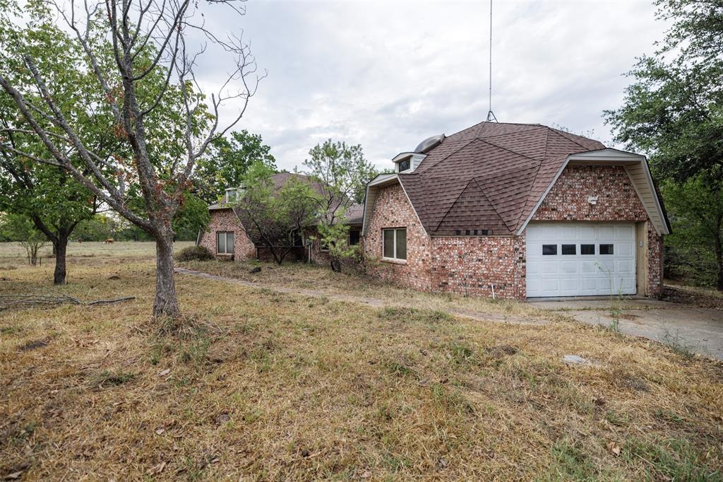 4581 County Road 2624 Property Photo 14