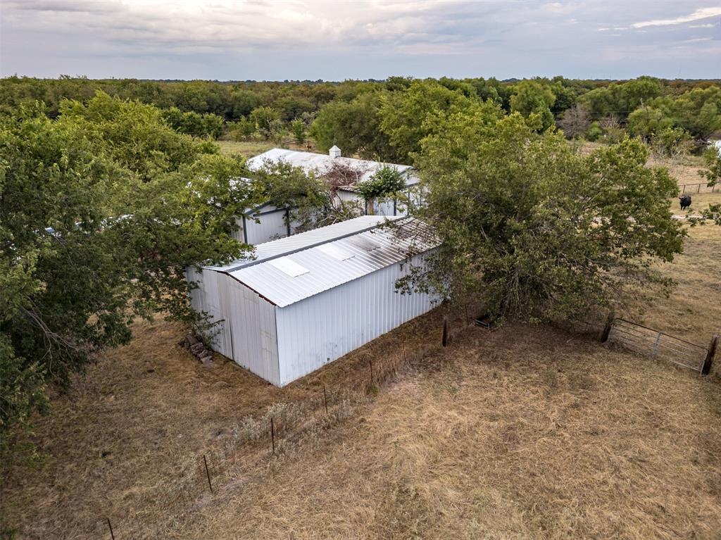 4581 County Road 2624 Property Photo 32