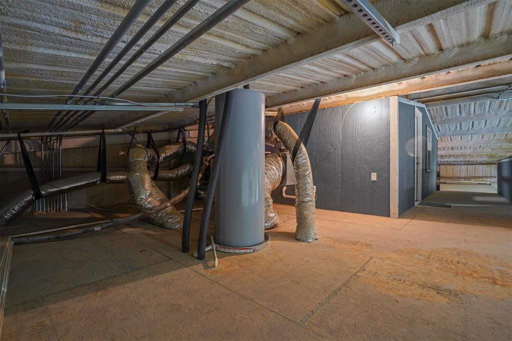 809 Burleson Retta Road Property Photo 28