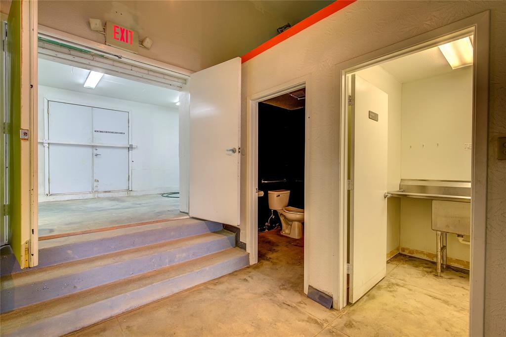 1213 Washington Street Property Photo 17
