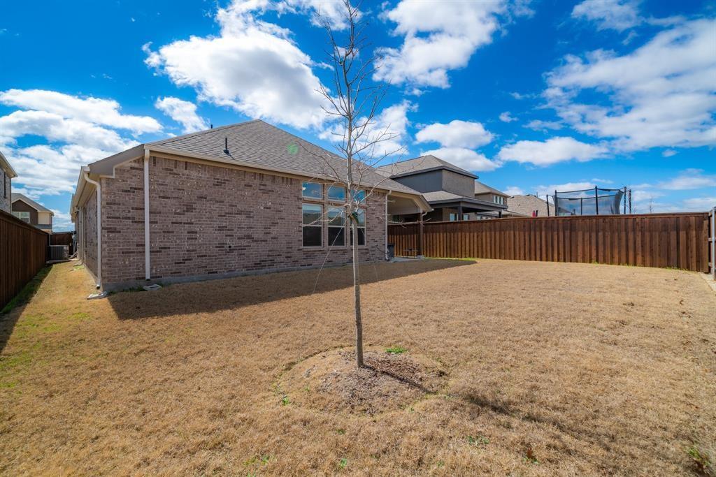 2503 Old Soul Way Property Photo 8