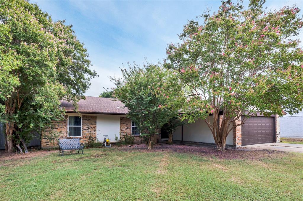 8 Merrie Circle Property Photo 3