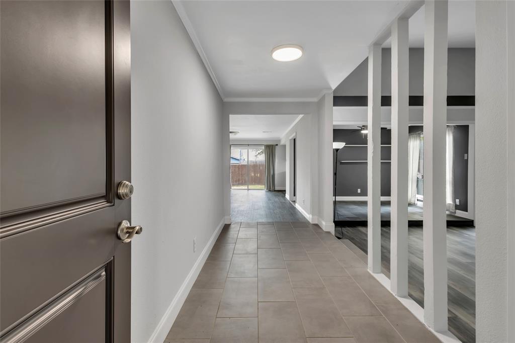 8 Merrie Circle Property Photo 4