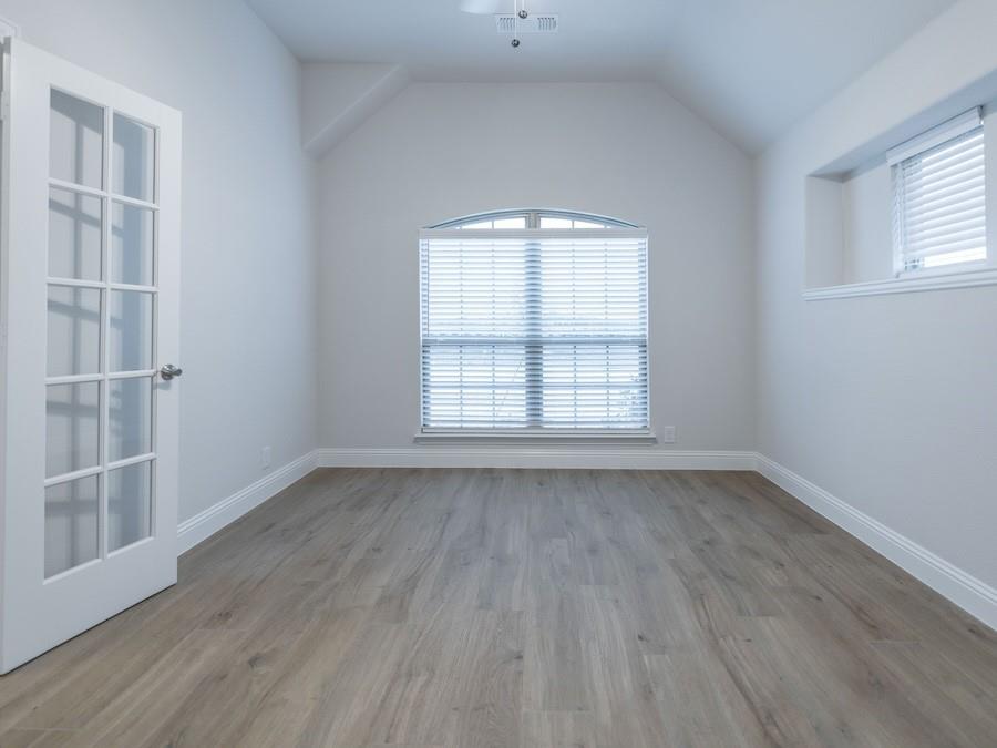 133 Winterwood Drive Property Photo 2