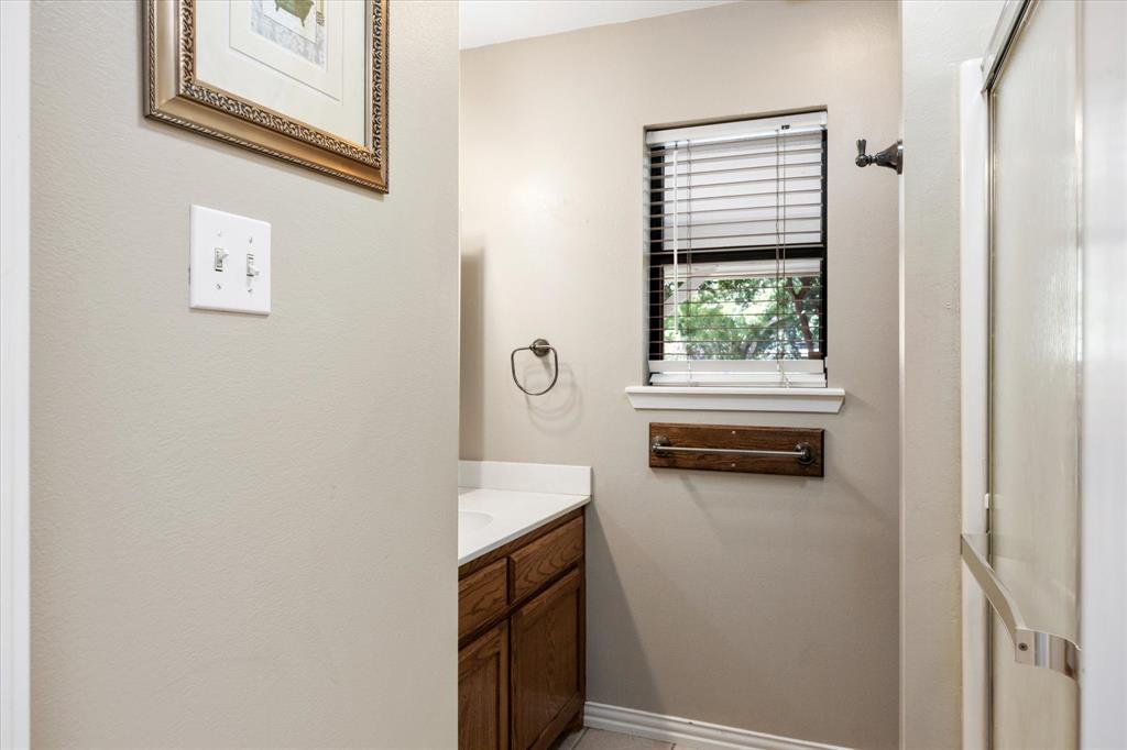 1318 N Dale Street Property Photo 18
