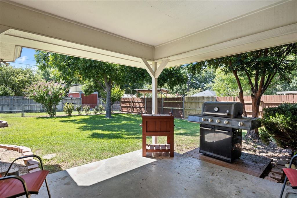 1318 N Dale Street Property Photo 23