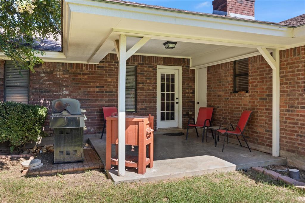 1318 N Dale Street Property Photo 28