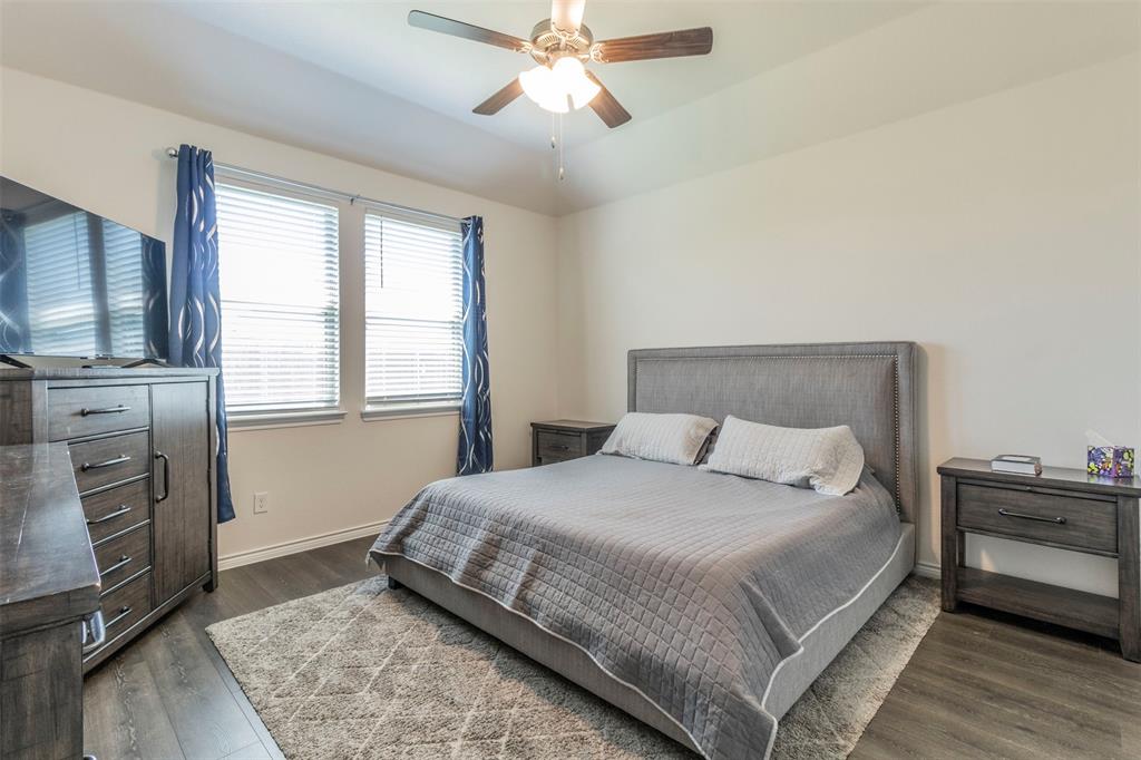 1113 Quaint Meadow Drive Property Photo 6