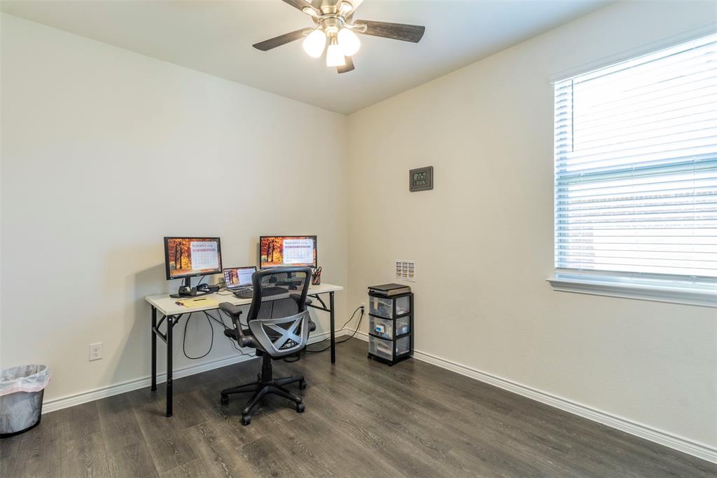 1113 Quaint Meadow Drive Property Photo 12