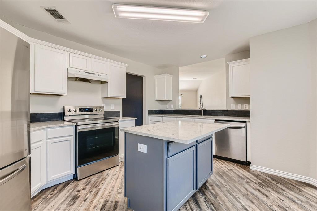 5701 Lionfish Way Property Photo 3