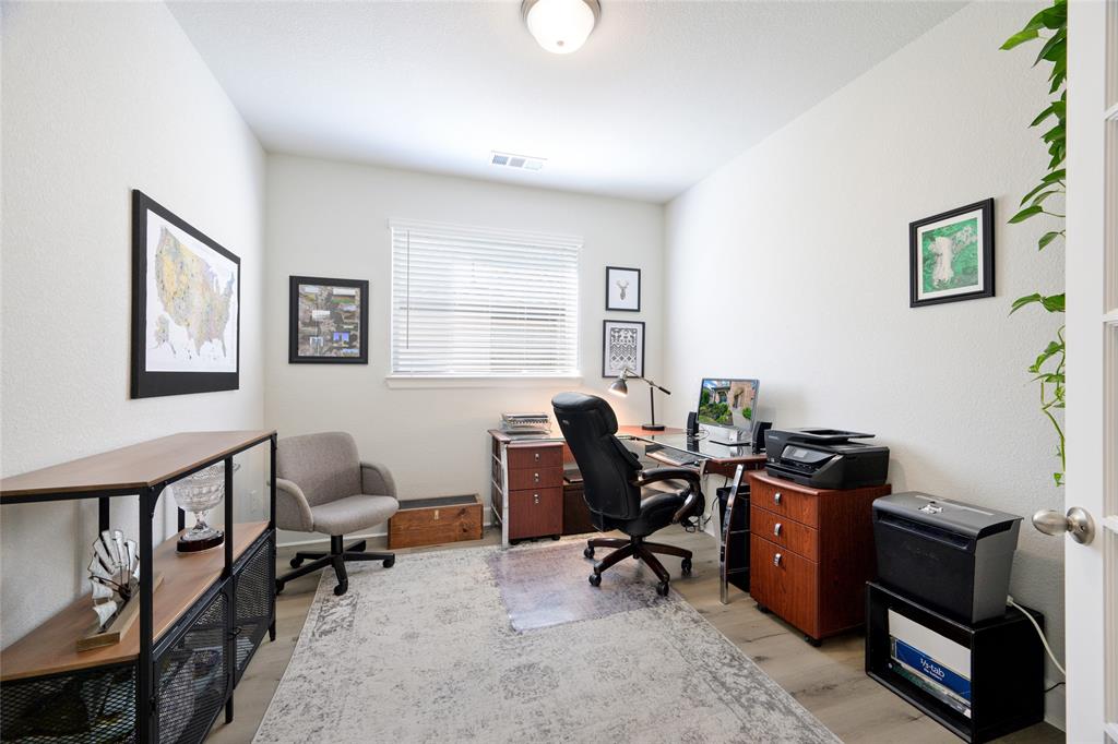3529 Sawtooth Lane Property Photo 7