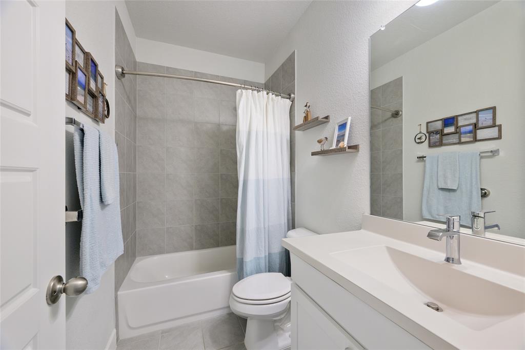 3529 Sawtooth Lane Property Photo 9