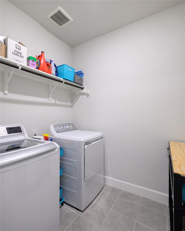 3529 Sawtooth Lane Property Photo 11