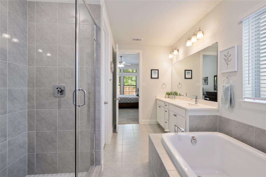3529 Sawtooth Lane Property Photo 20