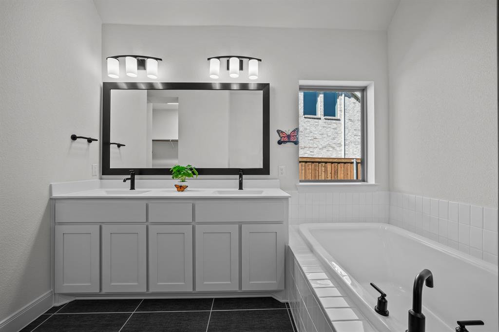 1216 Carnation Drive Property Photo 14