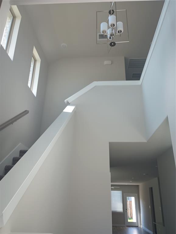 601 Cottagewood Drive Property Photo 2