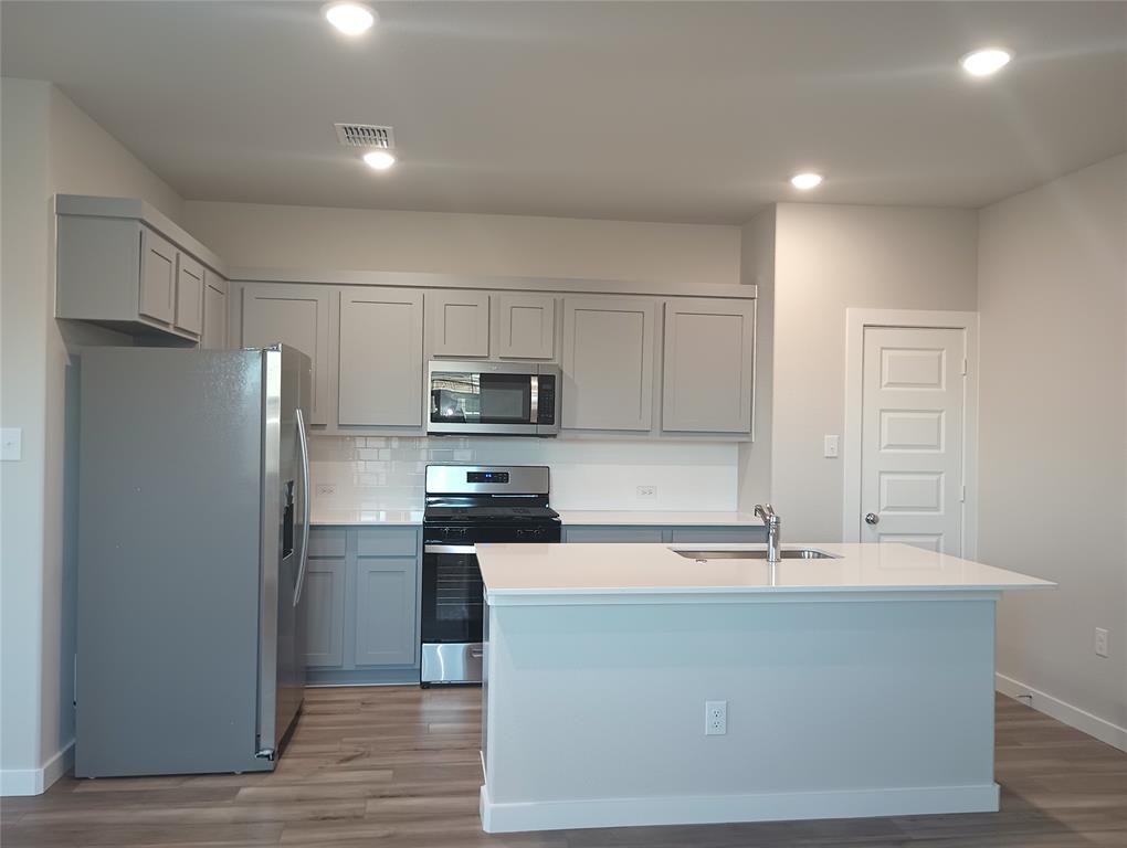 601 Cottagewood Drive Property Photo 10