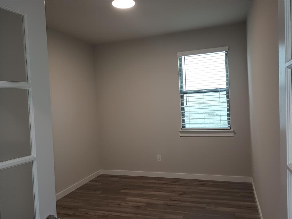 601 Cottagewood Drive Property Photo 23