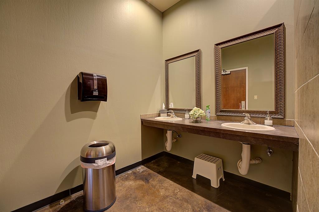 5530 Christus Property Photo 15