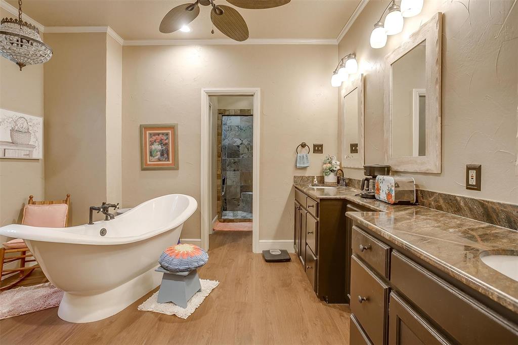 1645 County Road 1105 Property Photo 24