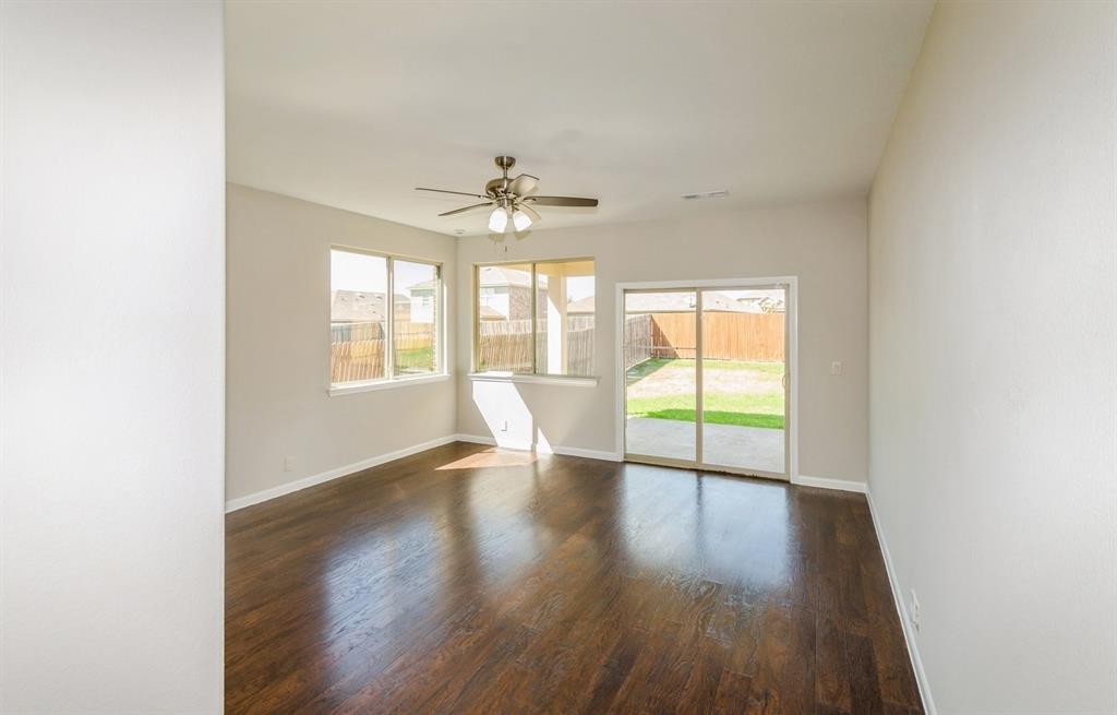 4116 Dragonfly Court Property Photo 4