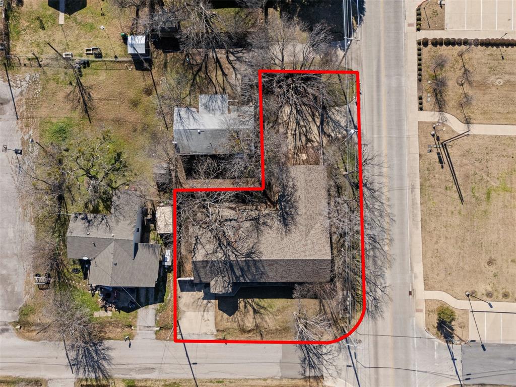 409 Jefferson Avenue Property Photo 3