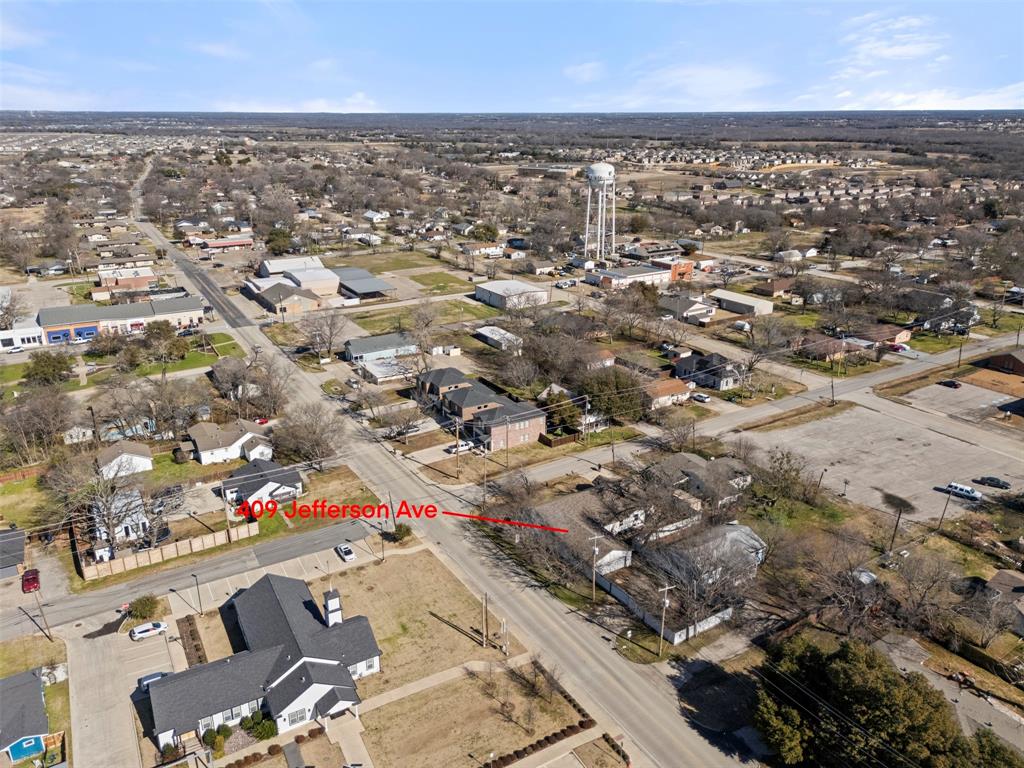 409 Jefferson Avenue Property Photo 4